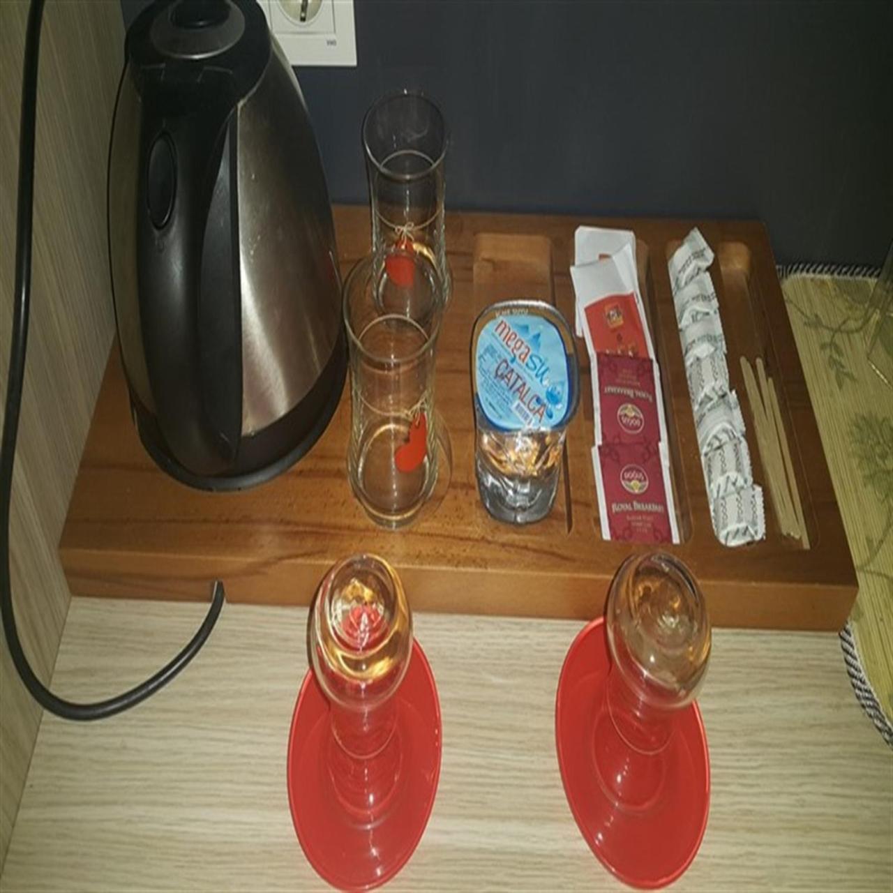 图亚普彩虹套房公寓式酒店 Çatalca 外观 照片